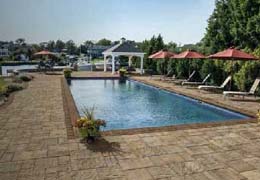 paving-masonry_0004_patio-pool-pavers