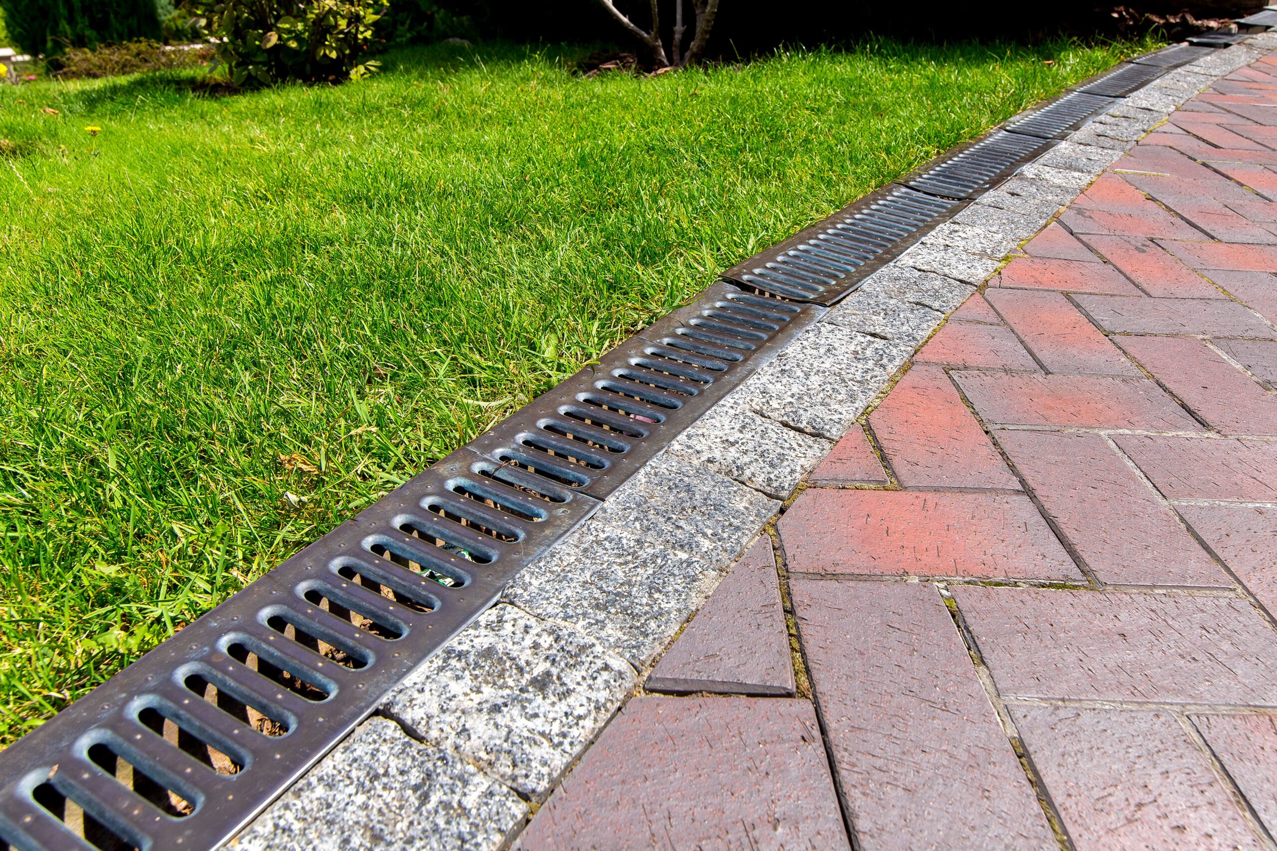 LANDSCAPE-DRAINAGE LANDSCAPE-DRAINAGE